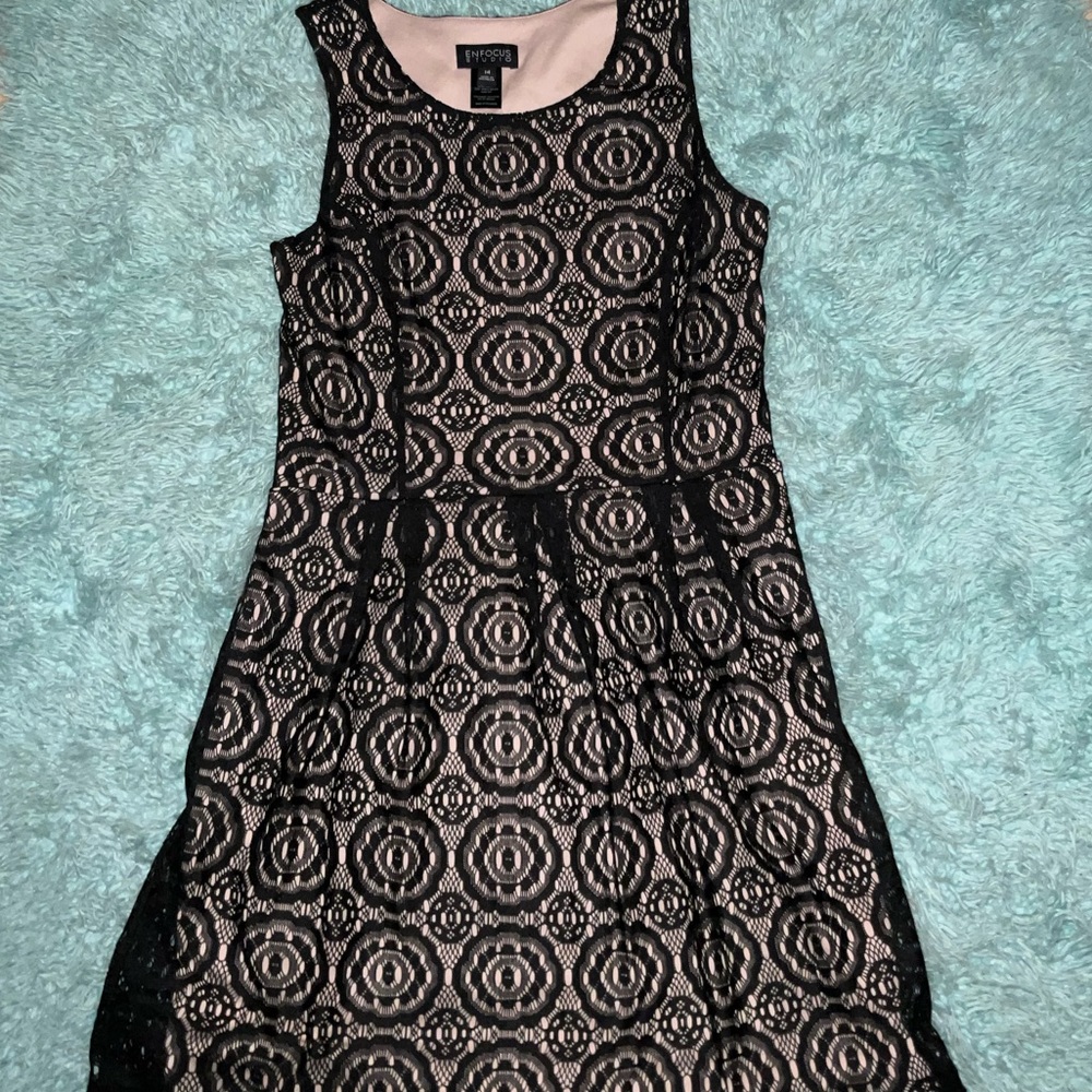 ENFOCUS STUDIO Sleeveless Nude Sheath Dress